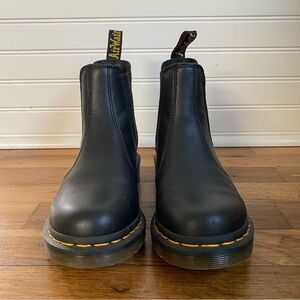 Dr. Martens 2976 Nappa Leather Chelsea Boots